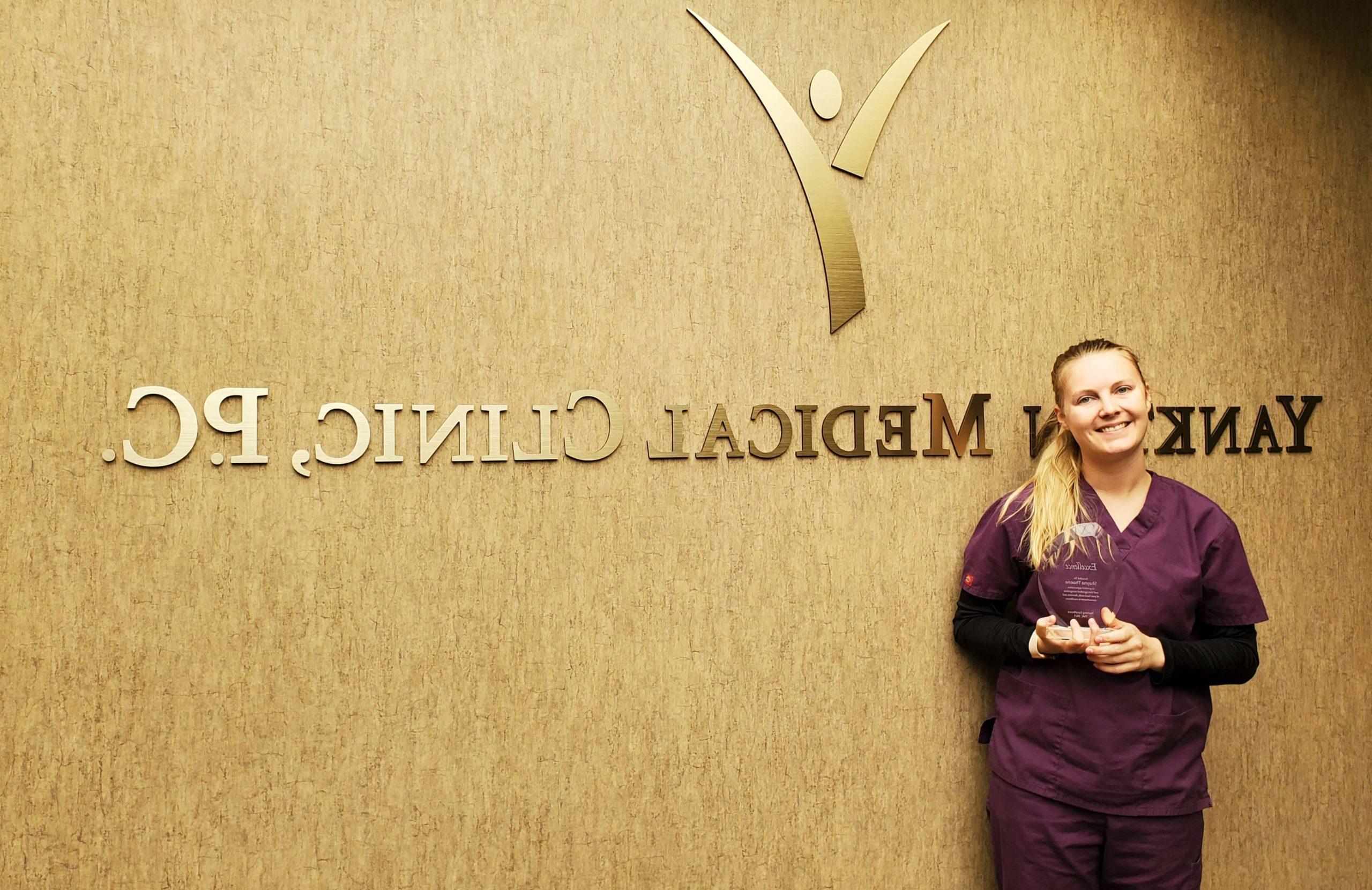 Shayna Kruse-Thoene Receives Award for Nursing Excellence